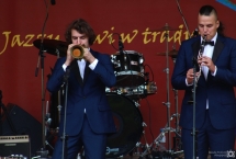 Hotsy Totsy Five (6)